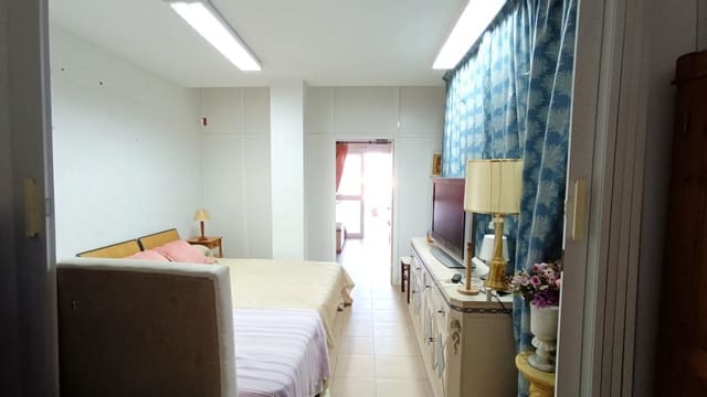 Commercieel te koop in Peguera / Paguera, Calvià - € 191.000 (Ref: 7750616)