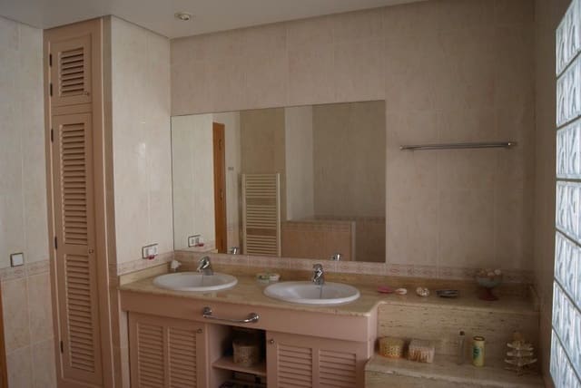 4 slaapkamer Villa te koop in La Teulera, Palma de Mallorca met zwembad - € 1.950.000 (Ref: 7794664)