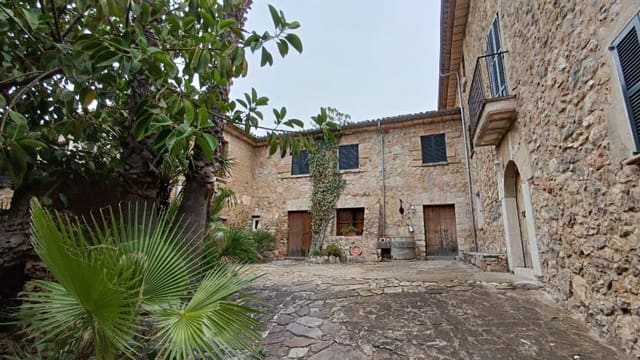 12 soveværelse Villa til salg i Estellenchs - € 4.950.000 (Ref: 7815382)