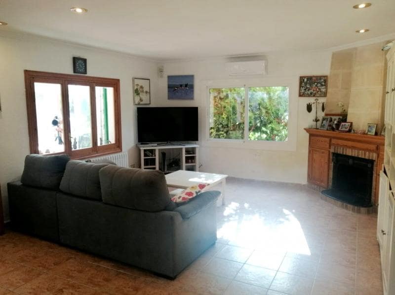 3 bedroom Villa for sale in Alcudia with pool - € 735,000 (Ref: 7859910)