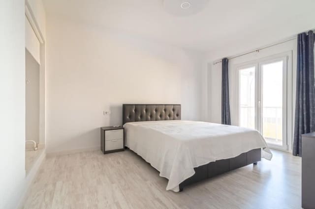 4 soveværelse Lejlighed til salg i L'Arenal / S'Arenal, Llucmajor - € 599.000 (Ref: 7992907)