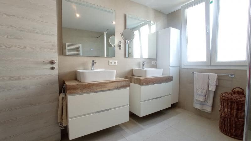 6 Zimmer Villa zu verkaufen in Son Ferrer mit Pool - 735.000 € (Ref: 8199251)