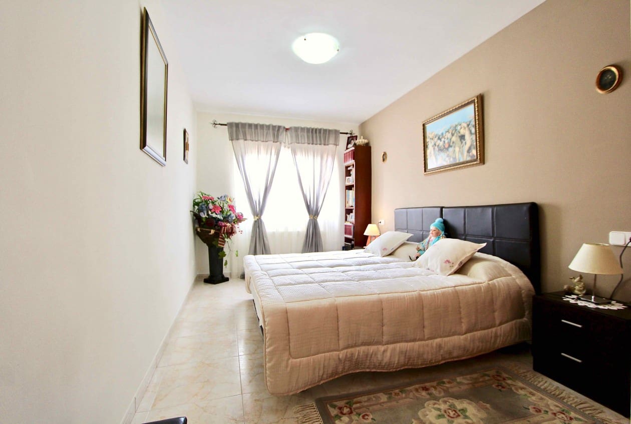 3 bedroom Villa for sale in Badia Gran with pool - € 1,390,000 (Ref: 8279969)