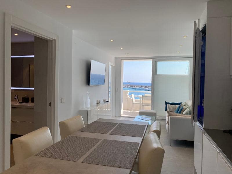 2 slaapkamer Appartement te koop in El Toro / Port Adriano - € 520.000 (Ref: 8457282)