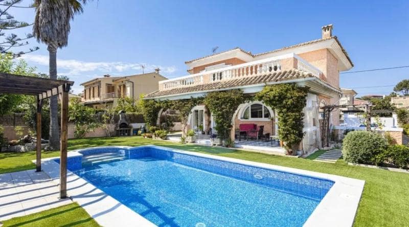 4 soveværelse Villa til salg i El Toro / Port Adriano med swimmingpool - € 1.650.000 (Ref: 8500899)