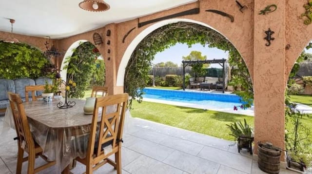 4 bedroom Villa for sale in El Toro / Port Adriano, Calvià with pool - € 1,650,000 (Ref: 8500899)