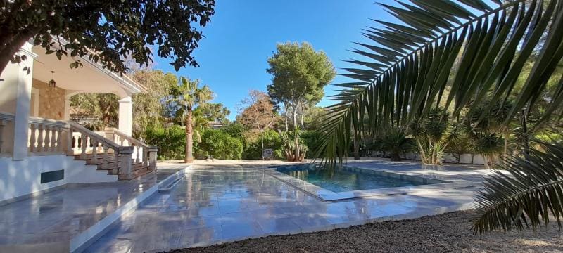 5 Zimmer Villa zu verkaufen in Santa Ponsa mit Pool - 2.520.000 € (Ref: 8726929)