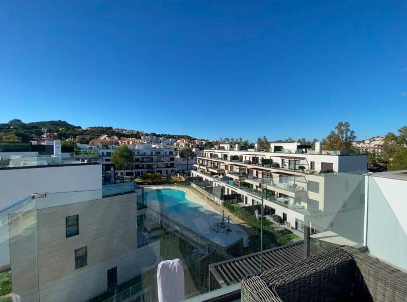 2 bedroom Apartment for sale in Santa Ponsa with pool - € 1,085,000 (Ref: 8754790)