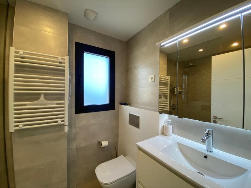 2 bedroom Apartment for sale in Santa Ponsa with pool - € 1,085,000 (Ref: 8754790)