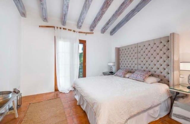 3 soverom Villa til salgs i Santa Ponsa, Calvià med svømmebasseng - € 1 150 000 (Ref: 8760391)