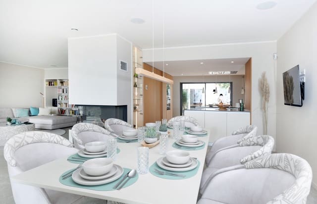 5 bedroom Villa for sale in Santa Ponsa, Calvià - € 7,500,000 (Ref: 8885471)