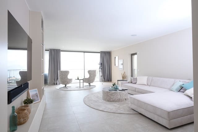 5 bedroom Villa for sale in Santa Ponsa, Calvià - € 7,500,000 (Ref: 8885471)