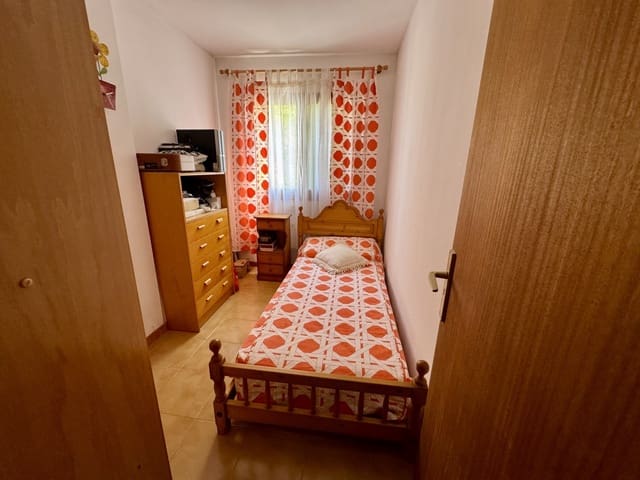 3 bedroom Apartment for sale in Santa Ponsa, Calvià - € 472,000 (Ref: 9072651)