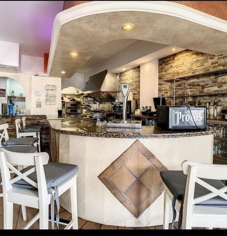 Erhverv til salg i Santa Ponsa, Calvià - € 275.000 (Ref: 9158344)