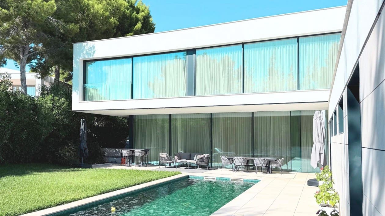 4 bedroom Villa for sale in Santa Ponsa with pool - € 4,300,000 (Ref: 9475042)