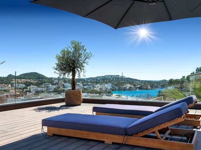 3 soveværelse Villa til salg i Santa Ponsa, Calvià med swimmingpool - € 2.980.000 (Ref: 9475046)