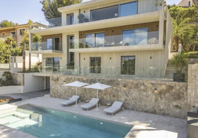 4 soveværelse Villa til salg i Santa Ponsa, Calvià med swimmingpool - € 7.450.000 (Ref: 9475680)