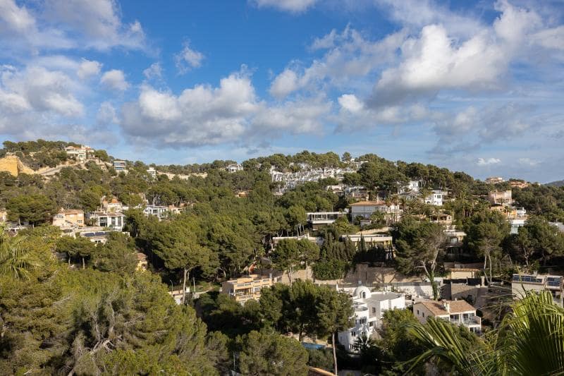 3 bedroom Villa for sale in Santa Ponsa - € 2,980,000 (Ref: 9476261)