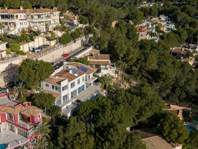 3 bedroom Villa for sale in Santa Ponsa - € 2,980,000 (Ref: 9476261)