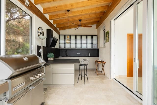 3 Zimmer Villa zu verkaufen in Costa de la Calma, Calvià mit Pool - 2.980.000 € (Ref: 9476261)