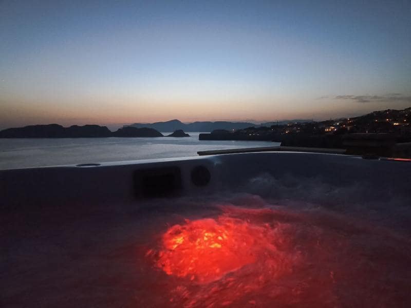 2 bedroom Apartment for sale in Santa Ponsa with pool - € 1,150,000 (Ref: 9480768)