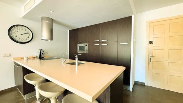 2 bedroom Apartment for sale in Santa Ponsa, Calvià with pool - € 1,150,000 (Ref: 9480768)