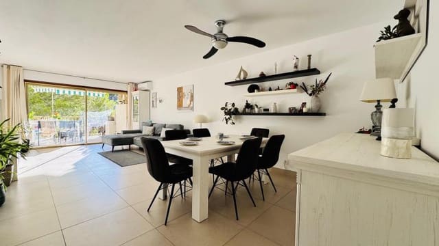 2 soveværelse Lejlighed til salg i Cala Vinyes / Cala Vinyas / Cala Viñas, Calvià med swimmingpool - € 649.000 (Ref: 9516302)