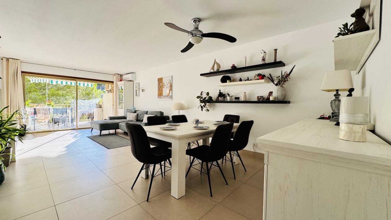 2 quarto Apartamento para venda em Cala Vinyes / Cala Vinyas / Cala Vinas com piscina - 649 000 € (Ref: 9516302)