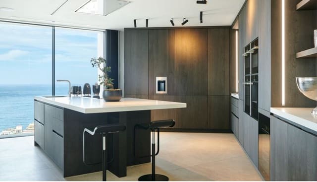 5 bedroom Villa for sale in Santa Ponsa, Calvià - € 6,900,000 (Ref: 9618765)