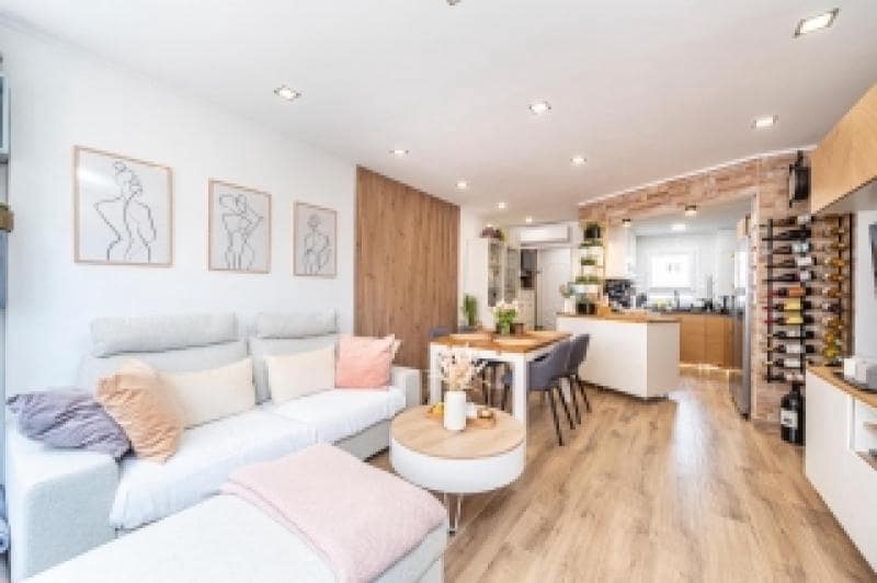 2 bedroom Apartment for sale in Son Ferrer - € 345,000 (Ref: 9628227)