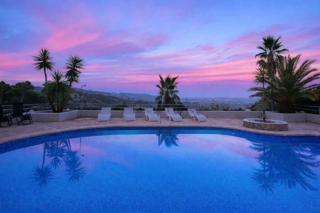 3 Zimmer Villa zu verkaufen in Esporles - 2.200.000 € (Ref: 9639922)