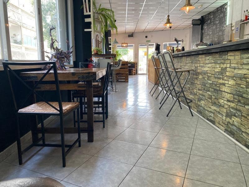 Commerciale in vendita in L'Arenal / S'Arenal - 80.000 € (Rif: 9646080)