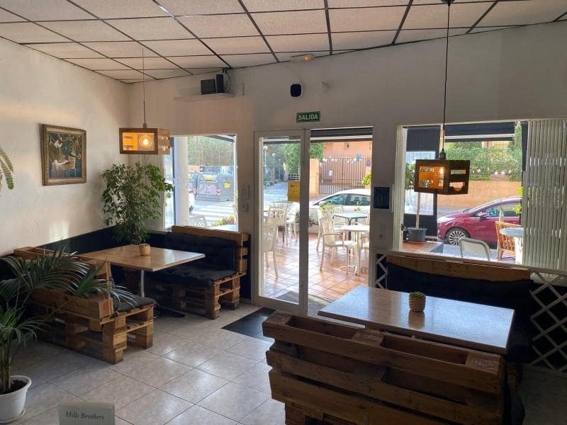 Commerciale in vendita in L'Arenal / S'Arenal - 80.000 € (Rif: 9646080)