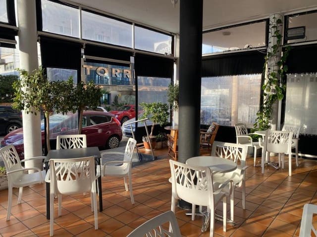 Commerciale in vendita in L'Arenal / S'Arenal, Llucmajor - 80.000 € (Rif: 9646080)