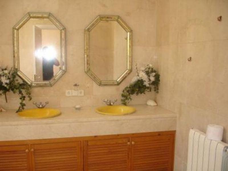 1 soverom Villa til salgs i Santa Ponsa med svømmebasseng - € 2 850 000 (Ref: 9804888)