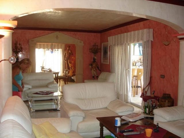 1 soverom Villa til salgs i Santa Ponsa, Calvià med svømmebasseng - € 2 850 000 (Ref: 9804888)