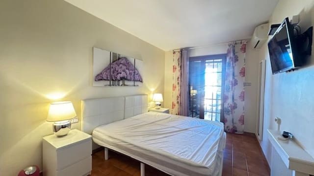 Chalet de 4 habitaciones en Santa Ponsa, Calvià en venta con piscina - 1.150.000 € (Ref: 9838595)