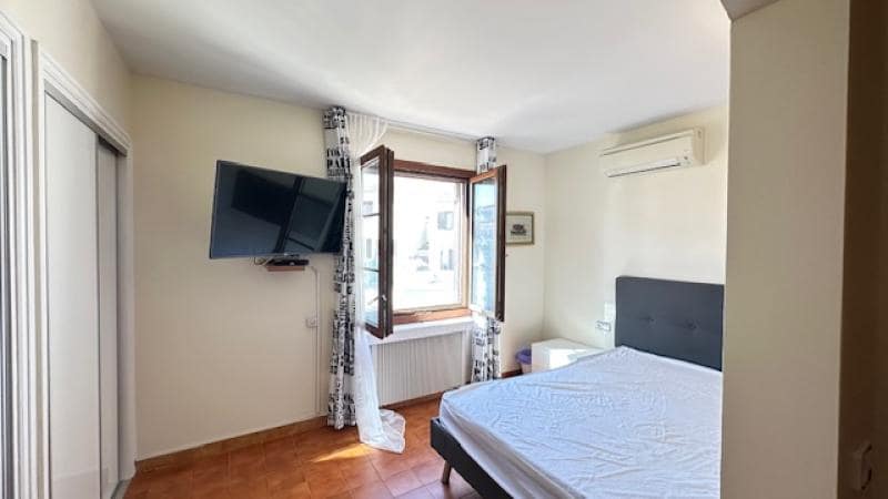 Chalet de 4 habitaciones en Santa Ponsa en venta con piscina - 1.150.000 € (Ref: 9838595)