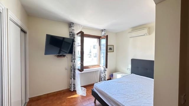 Chalet de 4 habitaciones en Santa Ponsa, Calvià en venta con piscina - 1.150.000 € (Ref: 9838595)