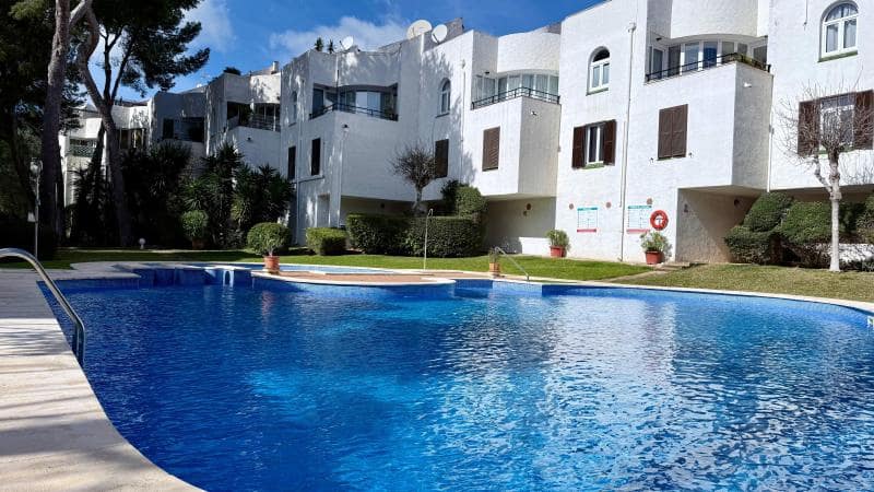 3 sovrum Lägenhet till salu i Sol de Mallorca med pool - 540 000 € (Ref: 9997543)