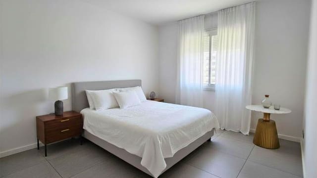 3 soverom Leilighet til salgs i Puerto Portals, Calvià med svømmebasseng - € 1 200 000 (Ref: 9999076)