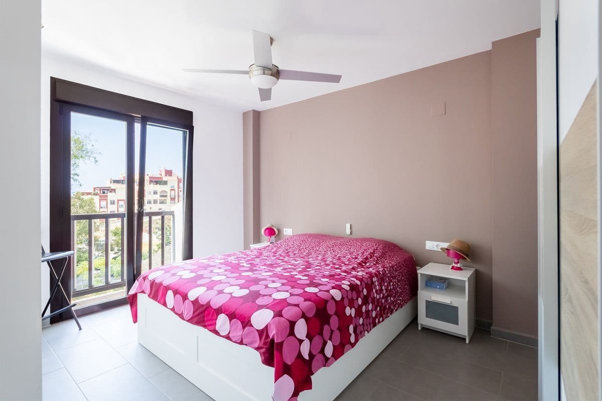 3 bedroom Penthouse for sale in Salobrena with pool garage - € 379,000 (Ref: 10035063)