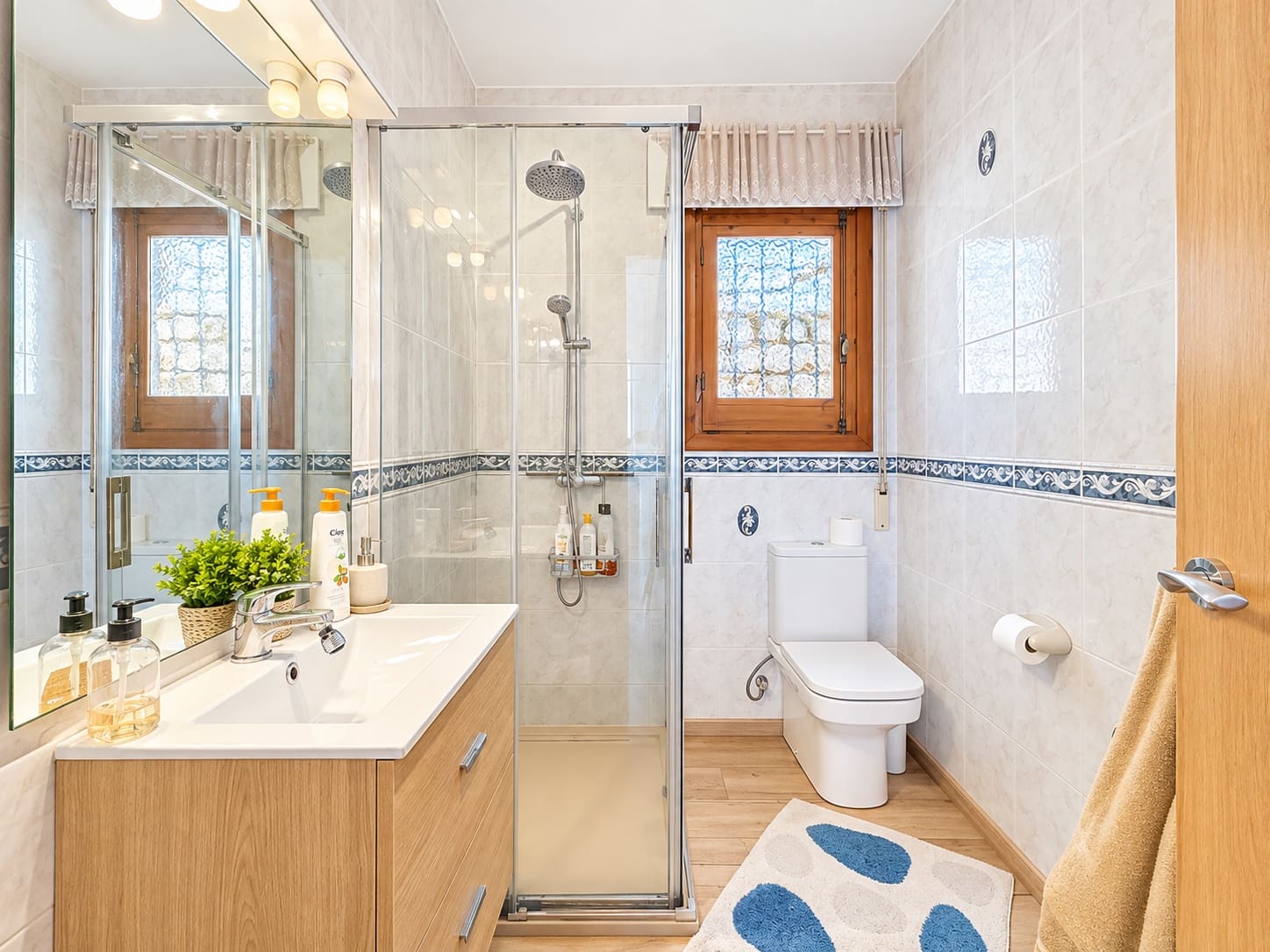 Chalet de 3 habitaciones en Salobreña en venta con piscina garaje - 355.000 € (Ref: 10091452)