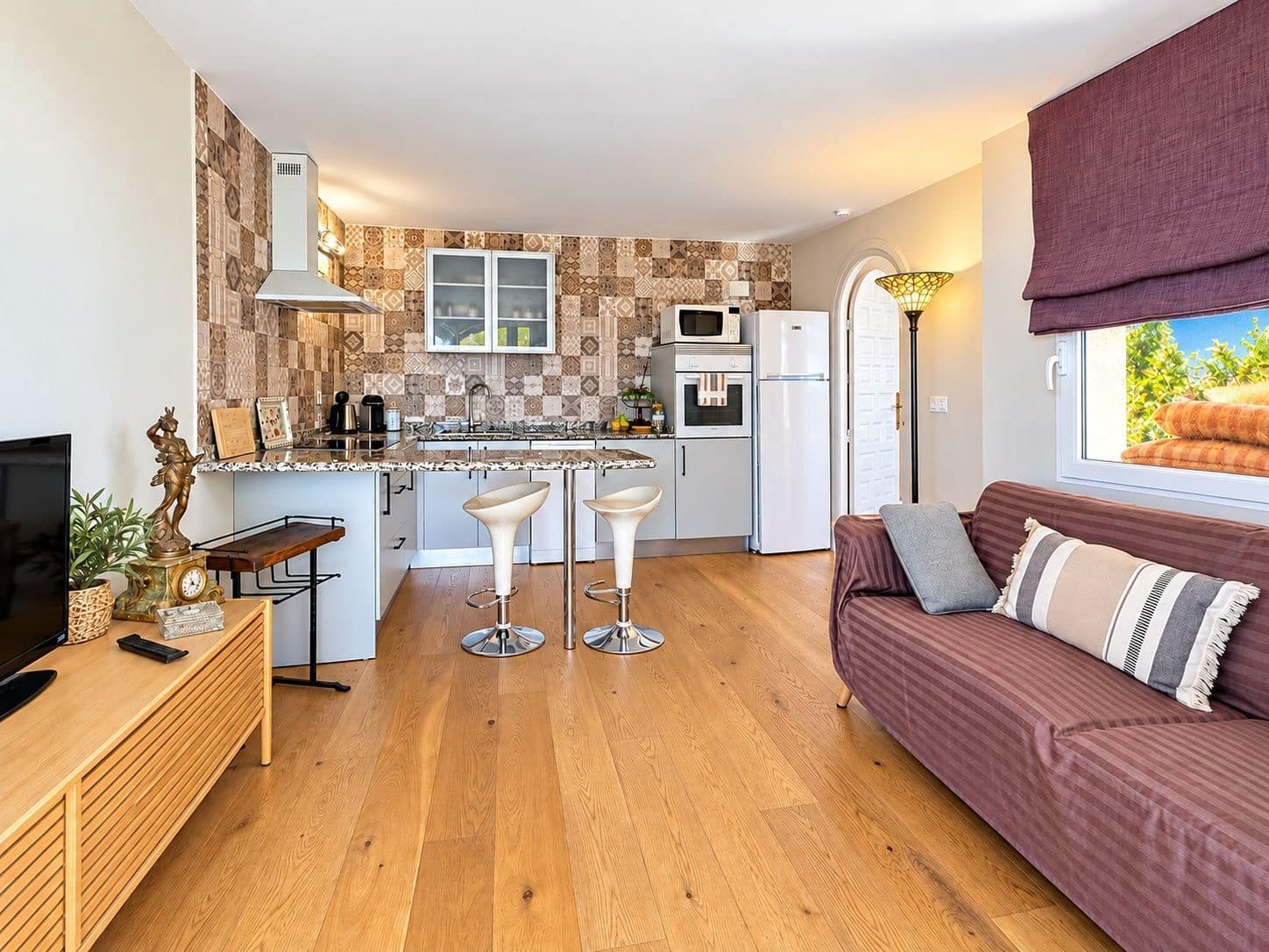 Chalet de 3 habitaciones en Salobreña en venta con piscina garaje - 355.000 € (Ref: 10091452)