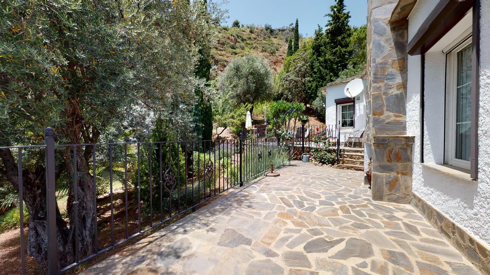 3 soveværelse Finca/Landehus til salg i Orgiva med swimmingpool garage - € 365.000 (Ref: 6035709)