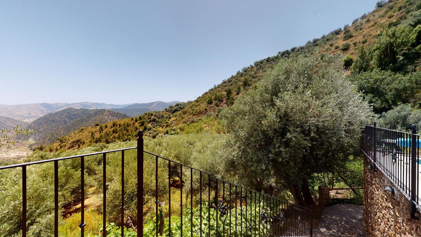 3 soveværelse Finca/Landehus til salg i Orgiva med swimmingpool garage - € 365.000 (Ref: 6035709)