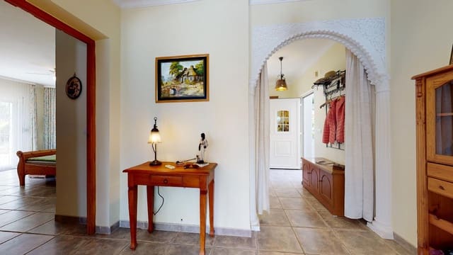 3 soveværelse Finca/Landehus til salg i Orgiva med swimmingpool garage - € 365.000 (Ref: 6035709)