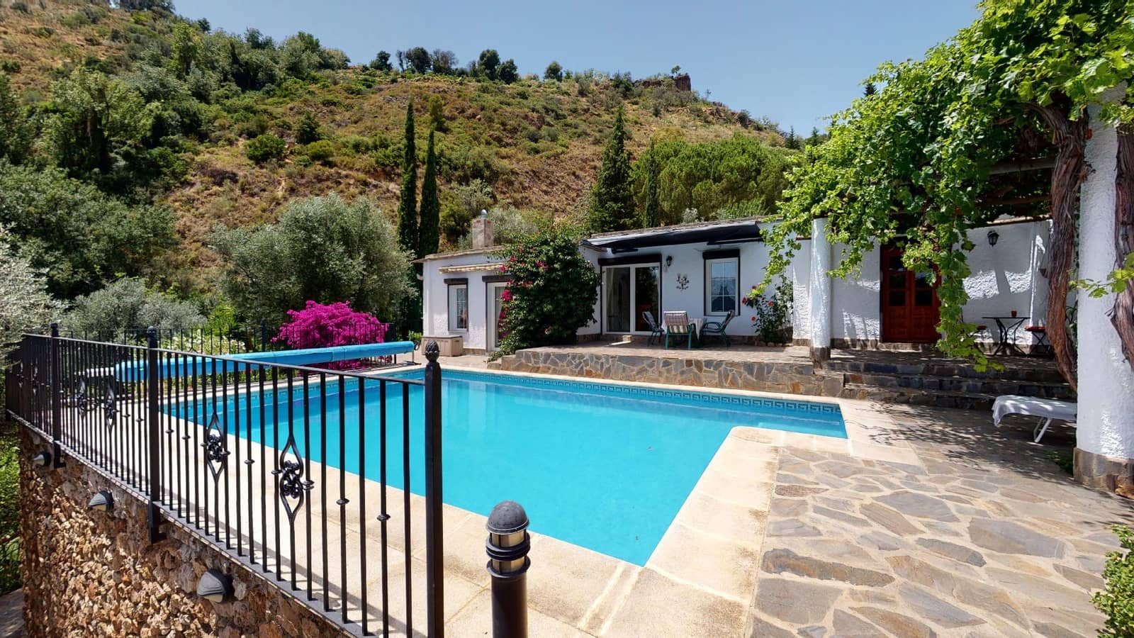 3 soveværelse Finca/Landehus til salg i Orgiva med swimmingpool garage - € 365.000 (Ref: 6035709)