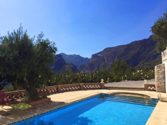 7 sypialnia Finka/Dom wiejski na sprzedaż w Otívar z basenem - 995 000 € (Ref: 6239312)