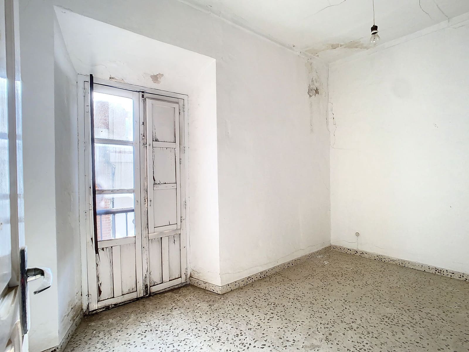 4 slaapkamer Huis te koop in Velez de Benaudalla - € 115.000 (Ref: 6769817)